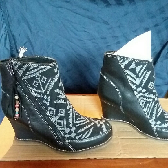 Wedge Booties - Picture 2 of 5